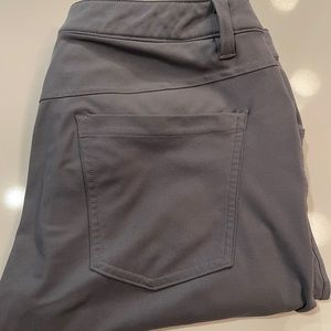 Men gray Lululemon ABC slim pants 32x32